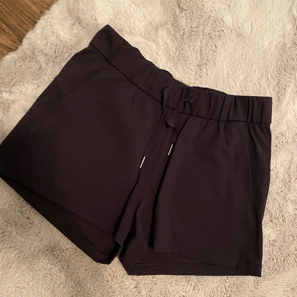 Lululemon On The Fly 2.0 Shorts